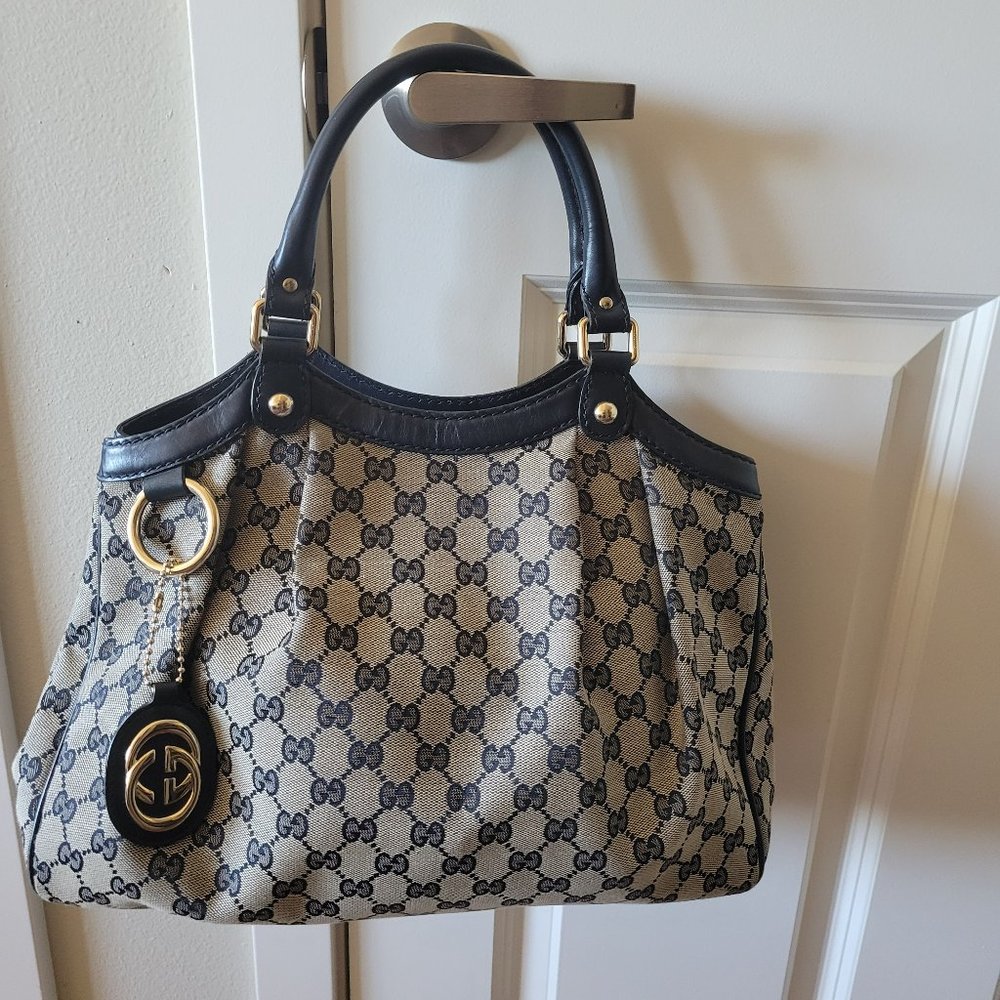 Authentic GUCCI Sukey Signature Large Handbag BLUE